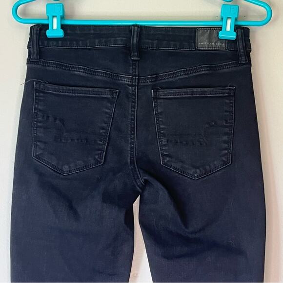 American Eagle Black Distressed NE(X)T Level Stretch Jegging Size 4 - Picture 12 of 14